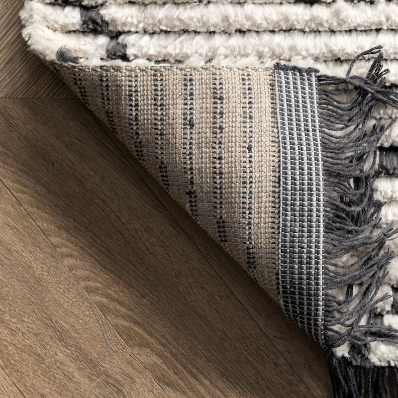 Nuloom Carlina Geometric Shag Fringe Area Rug