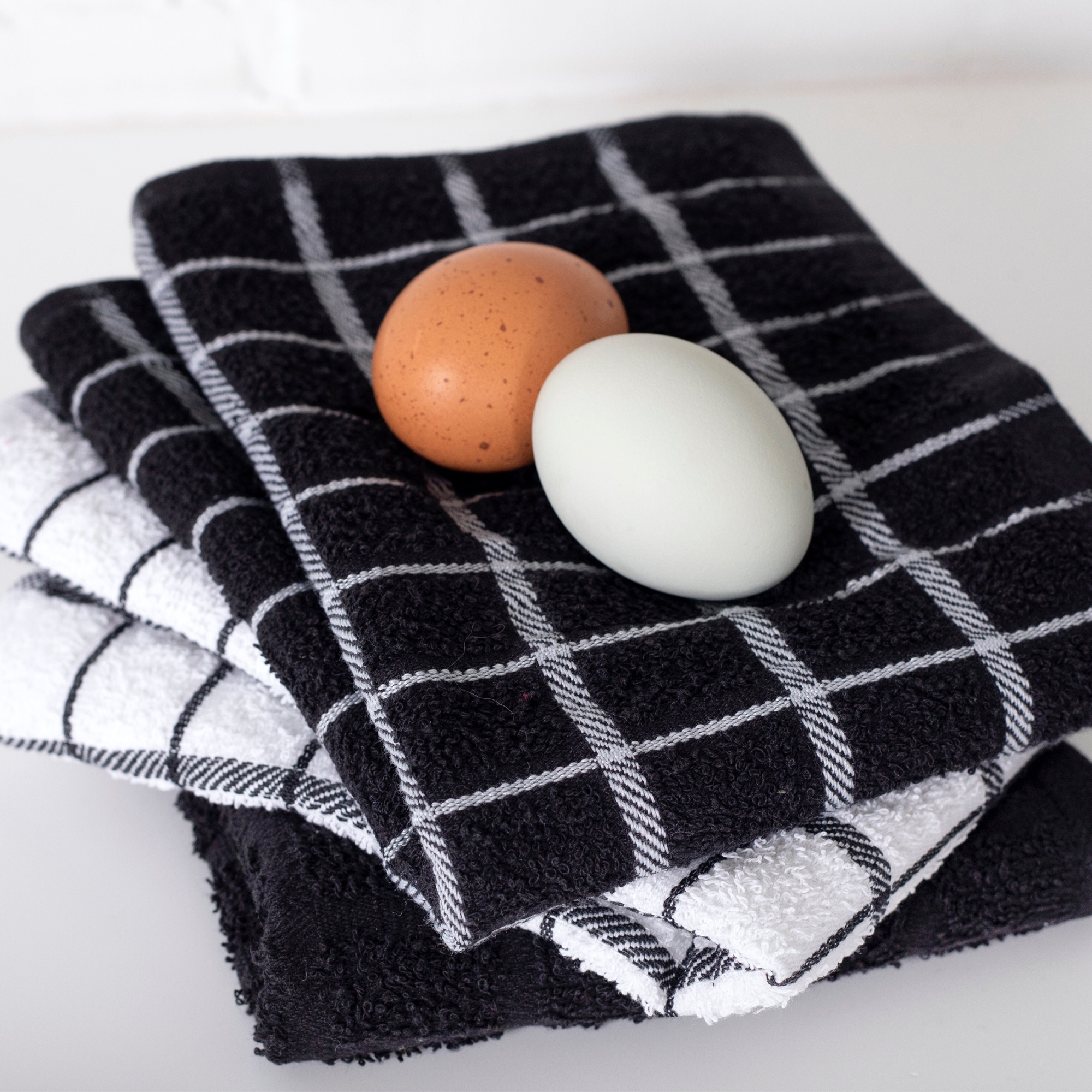 https://ak1.ostkcdn.com/images/products/is/images/direct/87055f6c4910c000463c9ed65467ac2404f462fc/RITZ-Terry-Check-Kitchen-Towel%2C-Set-of-3.jpg