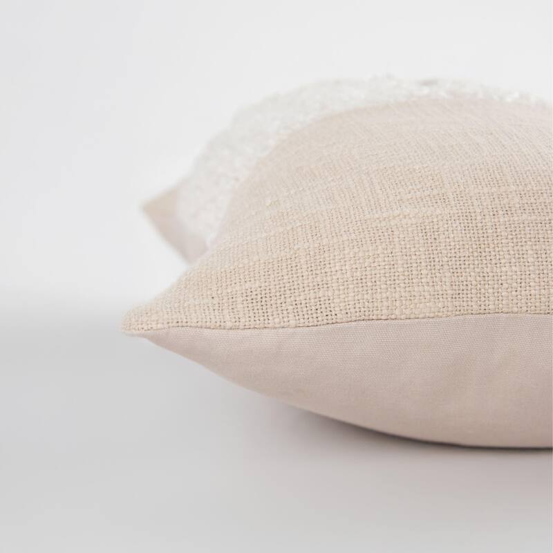Rizzy Home Boucle Textured Throw Pillow, 14x26