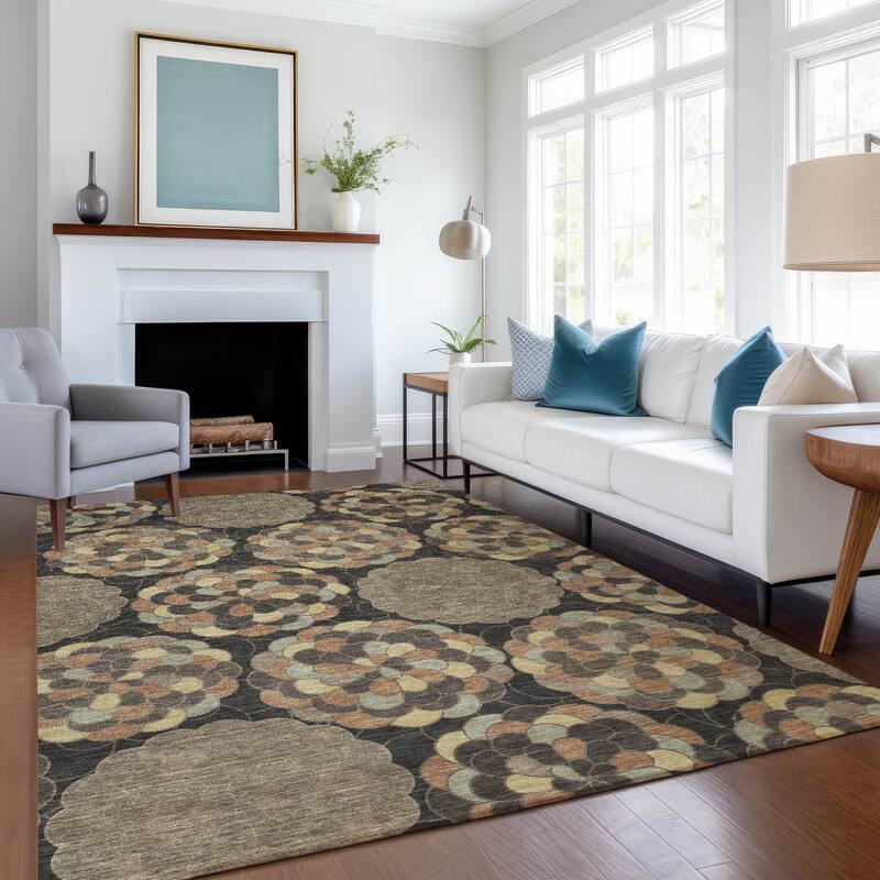 Machine Washable Indoor/ Outdoor Mosaic Cluster Chantille Rug