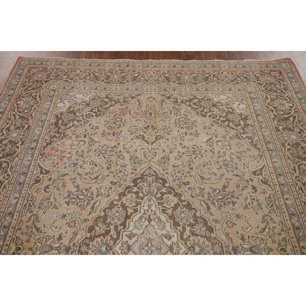 絨毯　mashad carpet Mashad 'Saber' carpet | Farmand Gallery