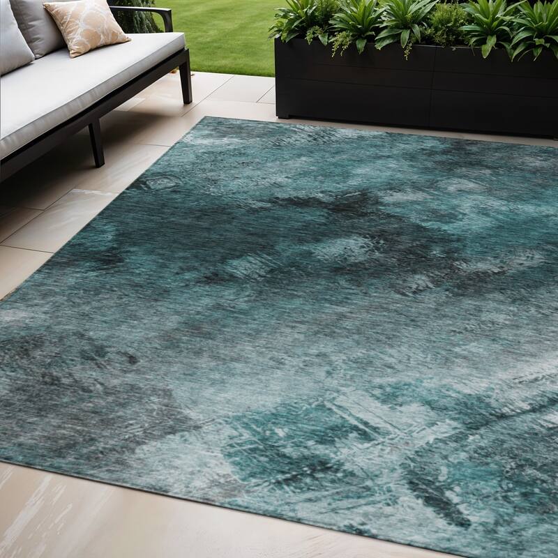 HomeRoots Abstract Transitional Rectangle Outdoor Rug - 5' X 8'