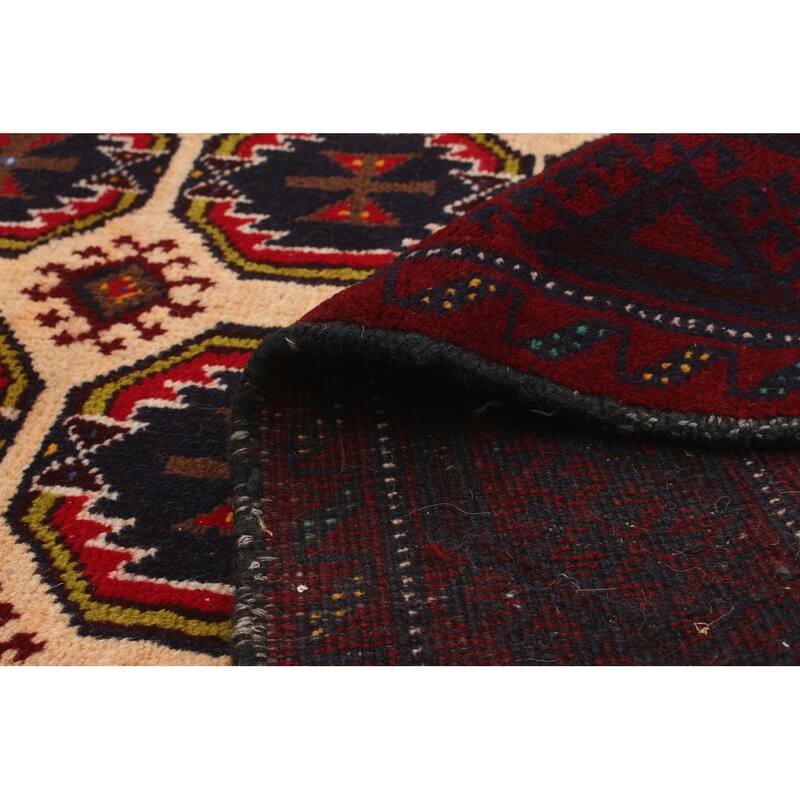 Hand-knotted Rizbaft Red Wool Rug - 3'1" x 6'2"/3'1 x 6'2