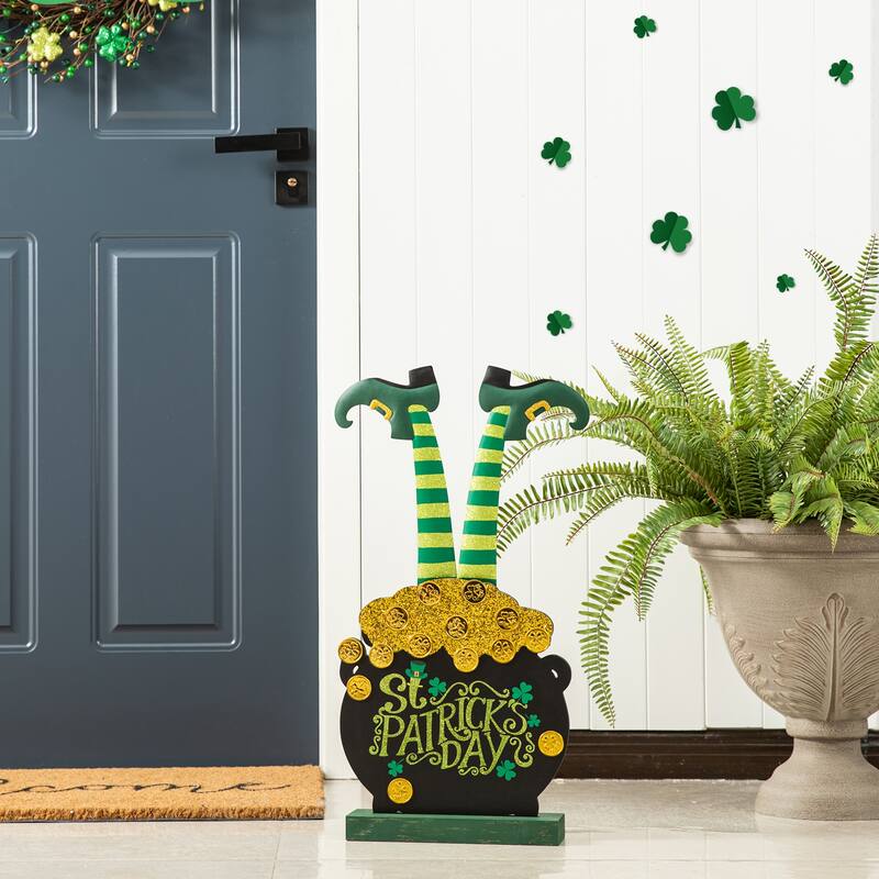 Glitzhome 24"H Wooden St. Patrick's Leprechaun Pot of Gold Porch Decor