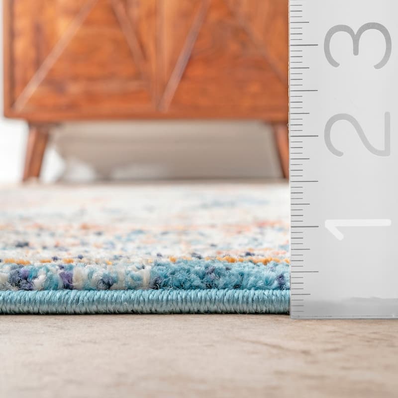 Nuloom Traditional Vintage Medallion Correa Area Rug