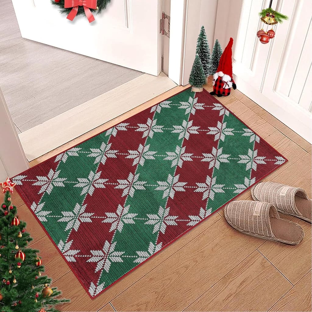 GustoWave Christmas Geometric Throw Area Rugs, Non Slip Machine Washable, Green+Red - 1'6" x 2'6"