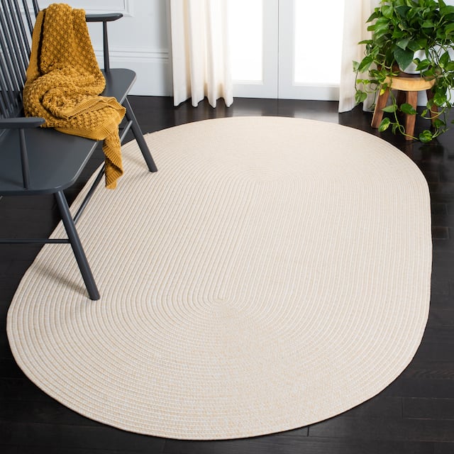 SAFAVIEH Handmade Braided Country Casual Lavada Rug