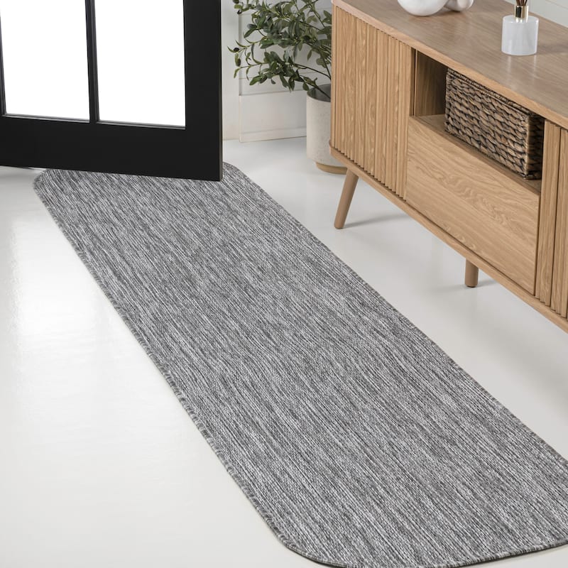 JONATHAN Y Miles Modern Minimalist Radius Corner Solid Indoor/Outdoor Shaped Area Rug - 2' X 8' - Gray