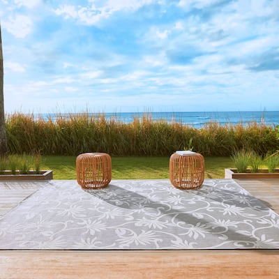 Reyn Spooner Kona Coast Polynesian Pareau Gray Tropical Flatweave Indoor/ Outdoor Area Rug
