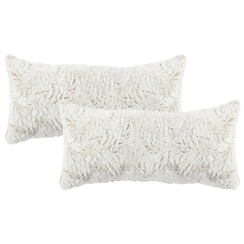 Sorra Home Indoor Faux Fur Knife Edge Lumbar Pillows (Set of 2)