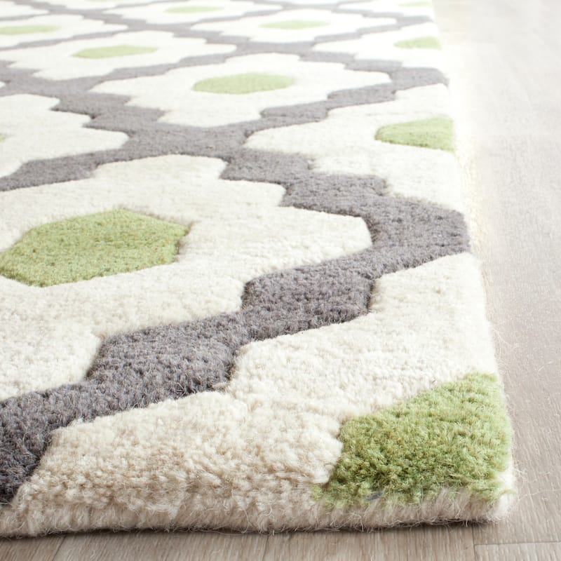 SAFAVIEH Handmade Chatham Sutapa Modern Moroccan Wool Rug