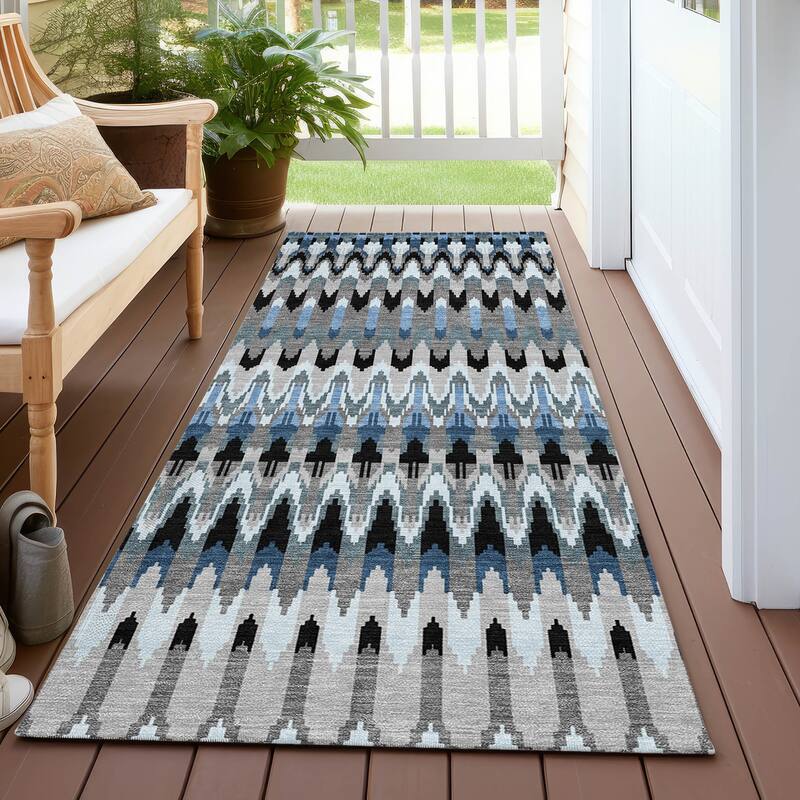 Machine Washable Indoor/ Outdoor Chantille Moroccan Rug - Gray - 2'3" x 7'6"