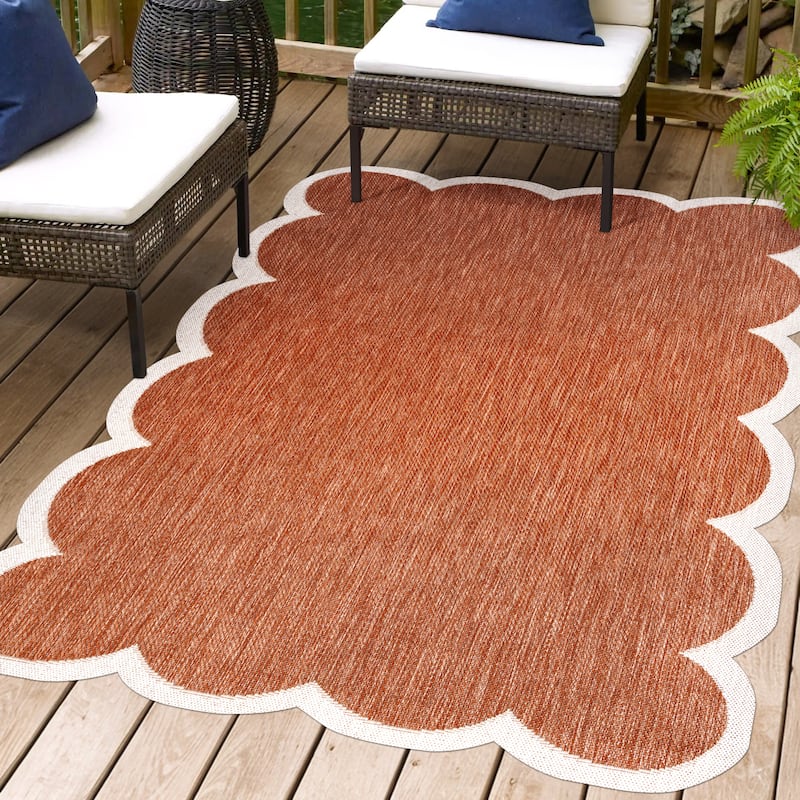 JONATHAN Y Alice Classic Cottage Two-Tone Scalloped Indoor/Outdoor Shaped Area Rug
