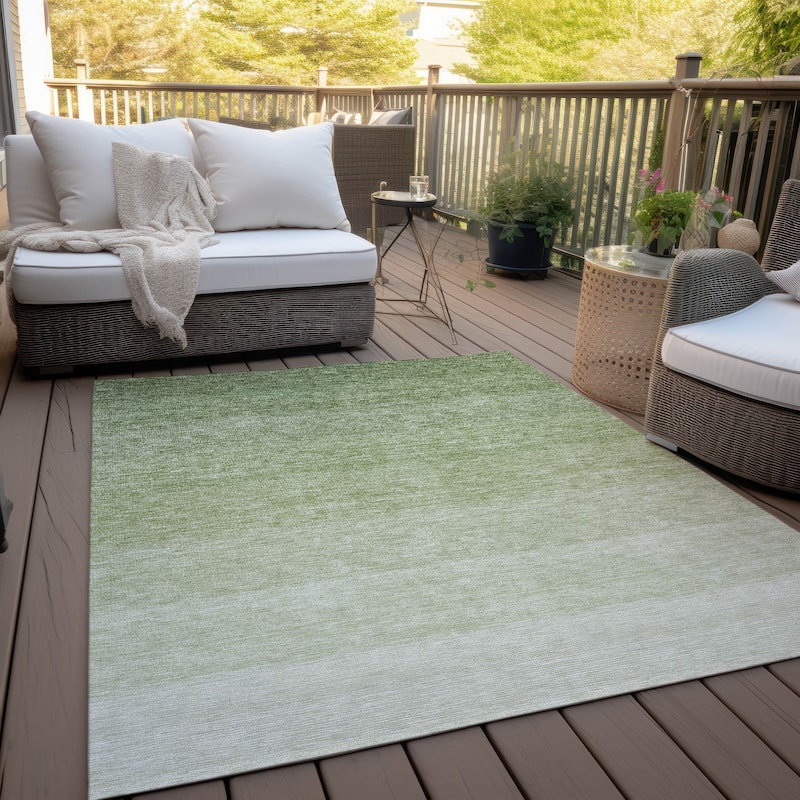 Machine Washable Indoor/ Outdoor Chantille Ombre Solid Rug
