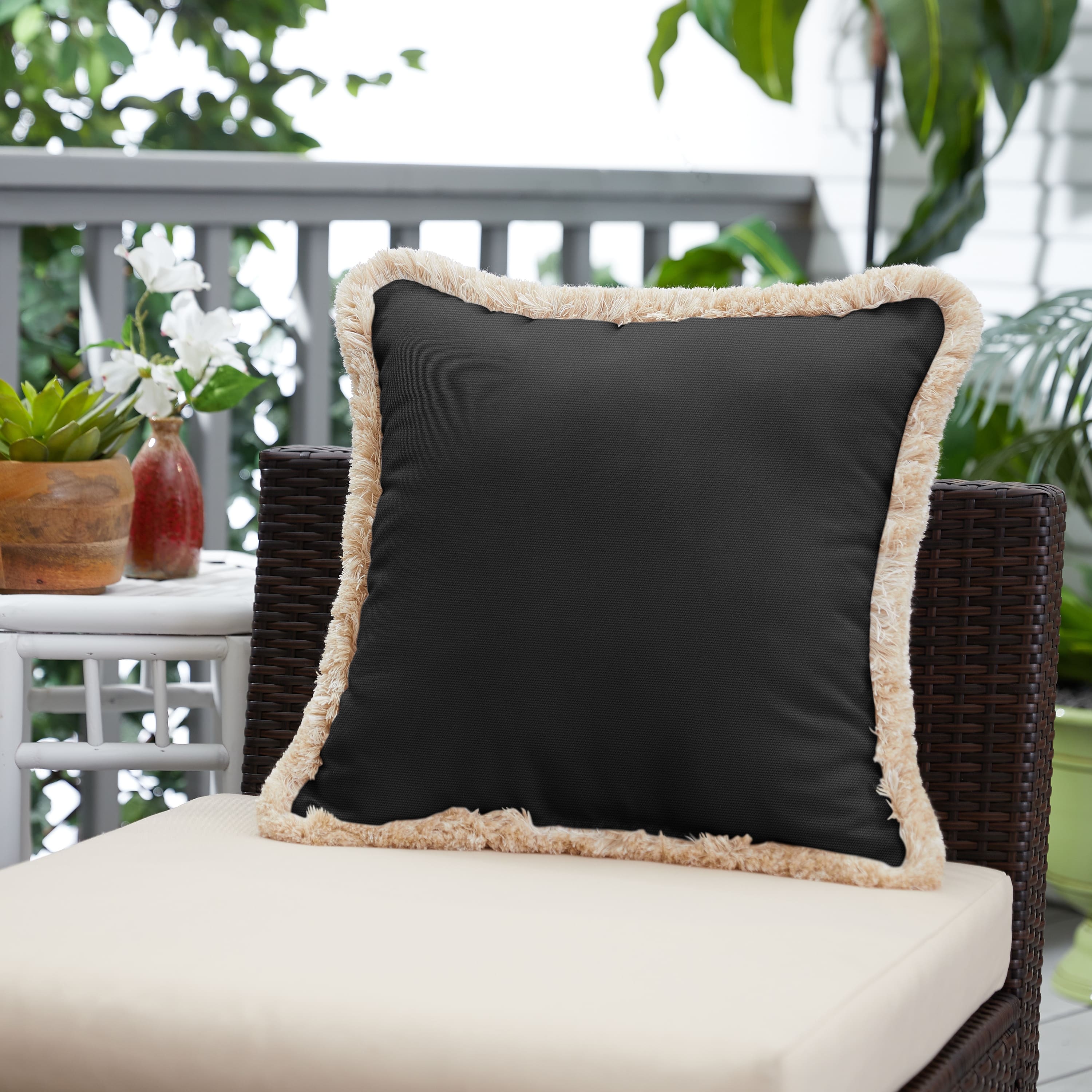 Option Canvas Black / Tan and White