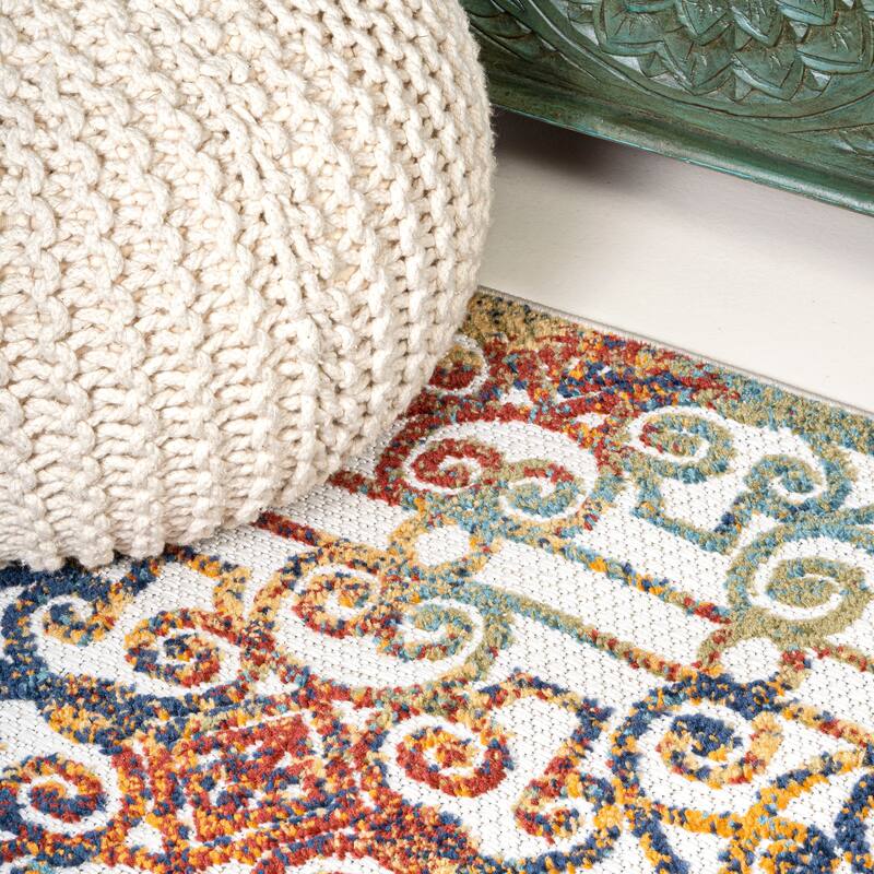 JONATHAN Y Tropics Ornate Trellis Indoor/Outdoor Area Rug