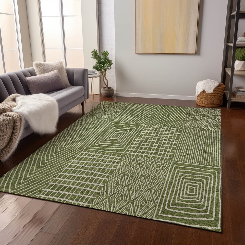 Machine Washable Indoor/ Outdoor Geo Patchwork Chantille Rug