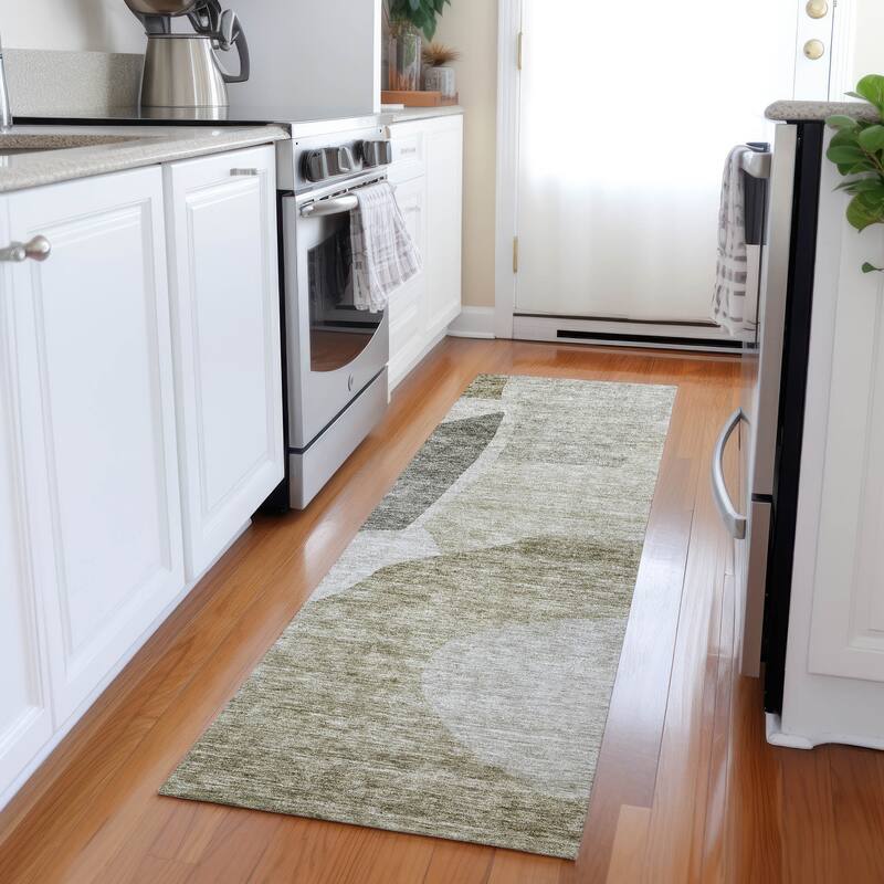 Machine Washable Indoor/ Outdoor Chantille Contemporary Abstract Rug - Taupe - 2'3" x 7'6"