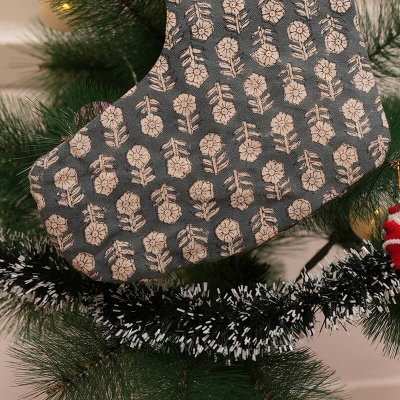 Fabdivine 16x6.5 Inches Hand Floral Block Print Christmas Stockings Tassle and Loop Perfect for Gift - 16"X6.5"