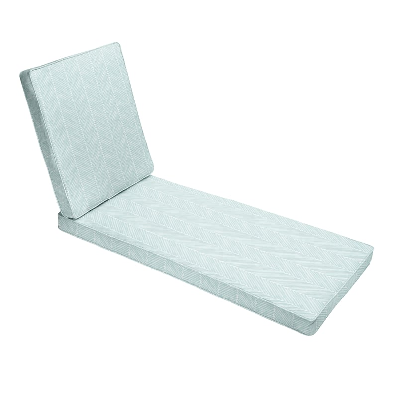 Sorra Home Griffen Snowy Indoor/Outdoor Corded Chaise Lounge Cushion
