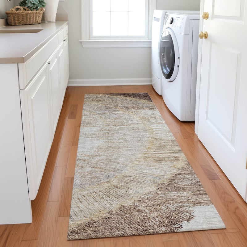 Machine Washable Indoor/ Outdoor Chantille Modern Burst Rug - Brown - 2'3" x 7'6"