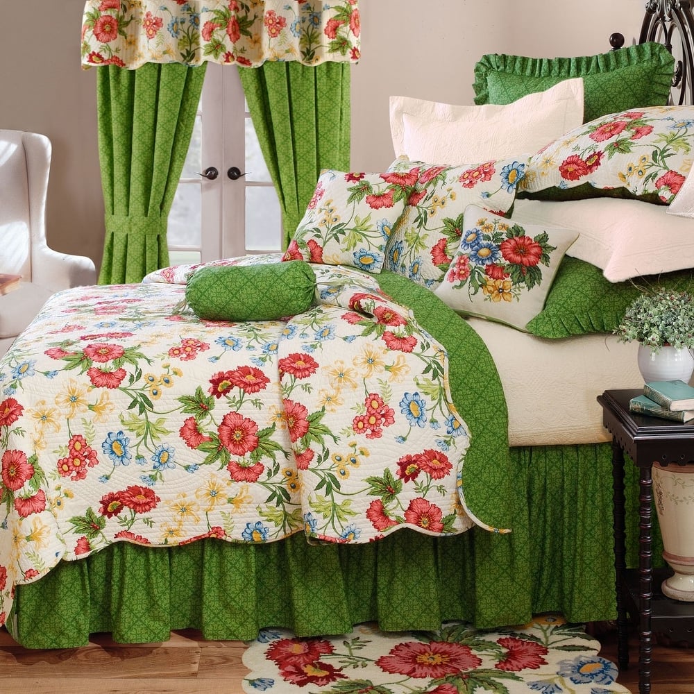 Pembroke Cotton Cotton Quilt Set - Reversible and Machine Washable