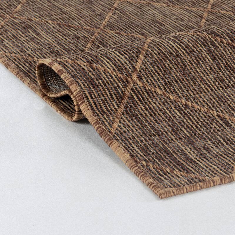 Larissa Collection Geometric Brown/Tan Indoor/Outdoor Area Rug