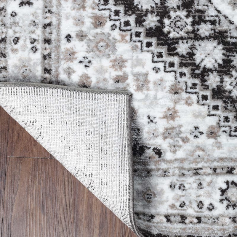 Superior Layland Classic Vintage Medallion Indoor Runner or Area Rug