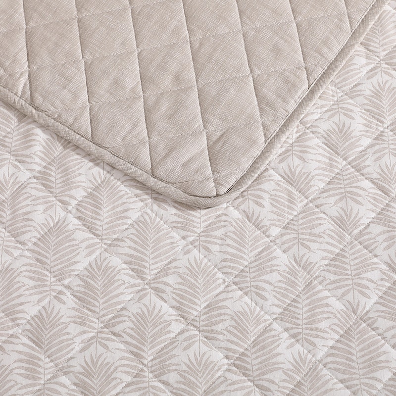 Tommy Bahama Bahama Fronds Cotton Reversible Beige Quilt Set