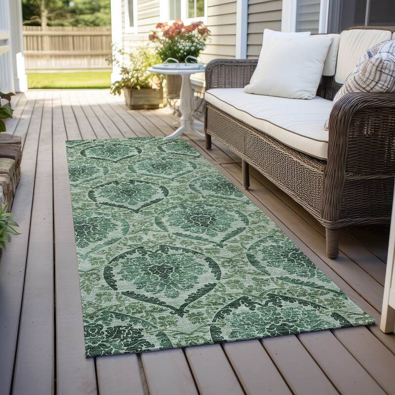 Machine Washable Indoor/ Outdoor Chantille Traditional Damask Rug - Fern - 2'3" x 7'6"