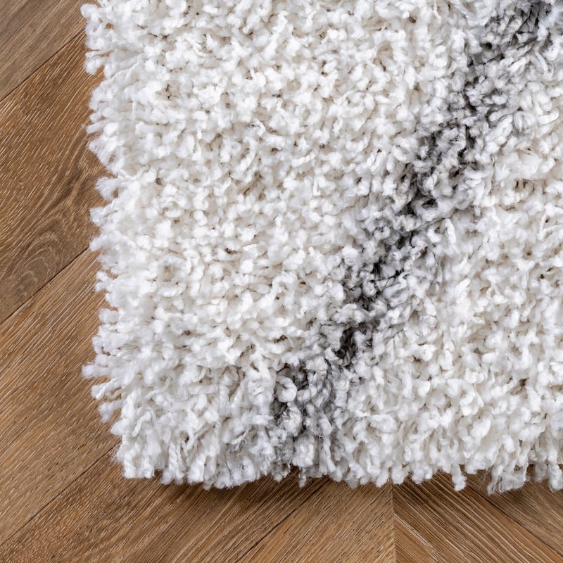Nuloom Alexa Moroccan Trellis Shag Area Rug