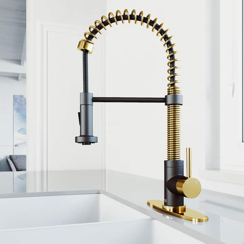 VIGO Edison 19" H Single Handle Pull-Down Sprayer Kitchen Faucet