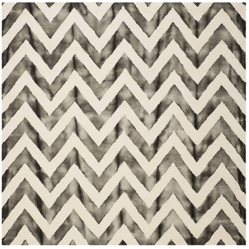 SAFAVIEH Dip Dye Erkhild Hand-tufted Wool Chevron Area Rug - 7' Square - Ivory/Charcoal