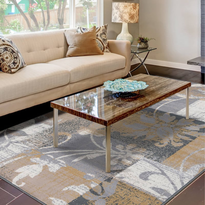 Superior Pastiche Contemporary Floral Patchwork Area Rug - 8' x 10' - Camel