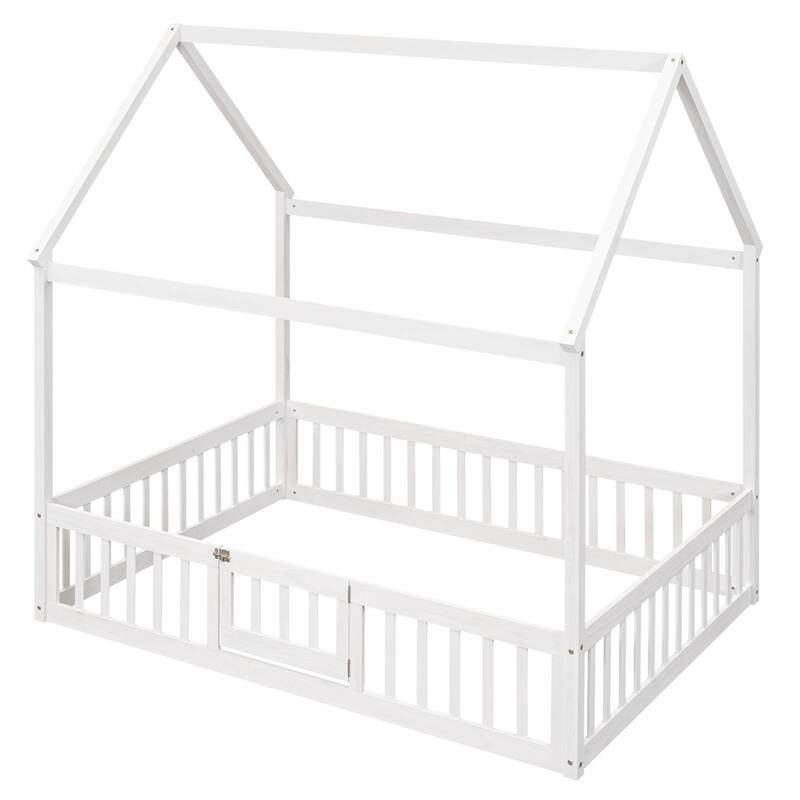 Pine House Bed with Fence and Door