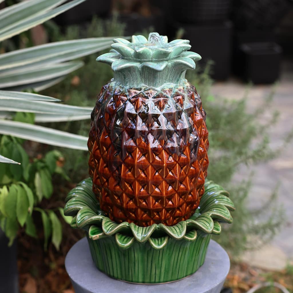 Pineapple Ceramic Indoor/Outdoor 17.1-In Tall Tabletop Fountain