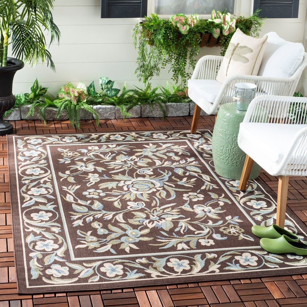 SAFAVIEH Veranda Hripsik Indoor/ Outdoor Waterproof Patio Backyard Rug
