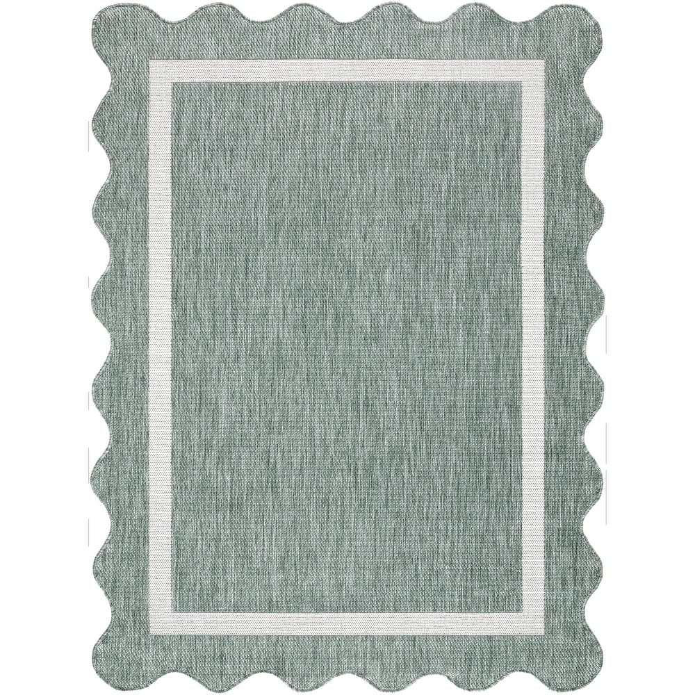 Livabliss Miami Beach Traditional Indoor / Outdoor Area Rug