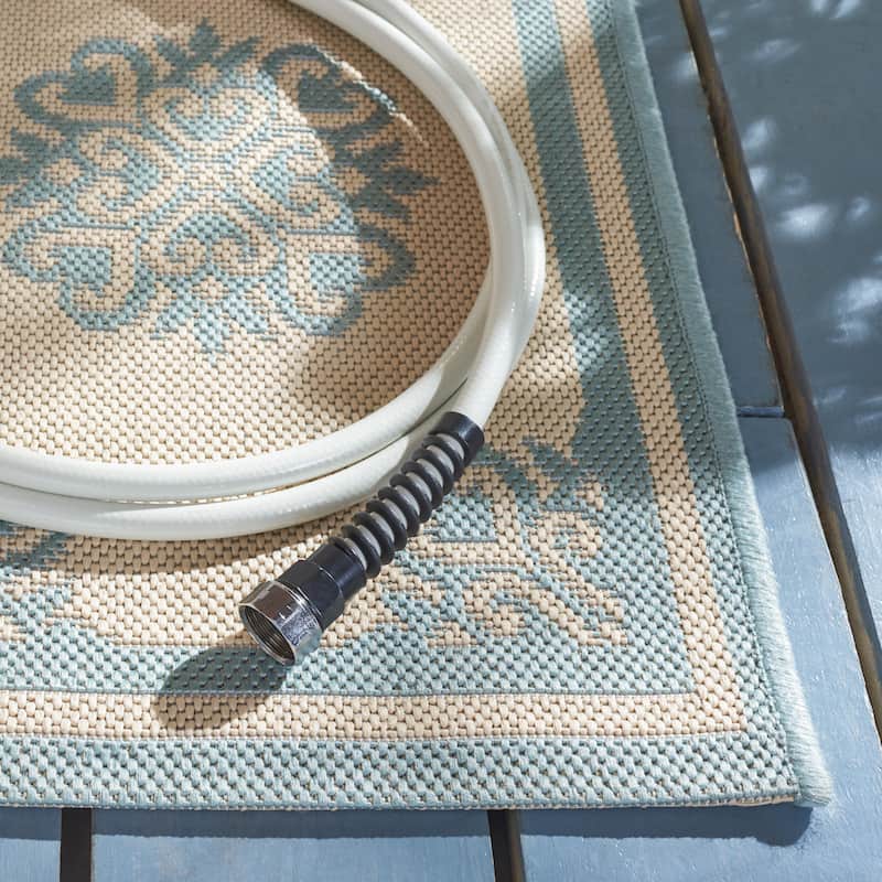 SAFAVIEH Beach House Indoor/ Outdoor Waterproof Patio Backyard Rug
