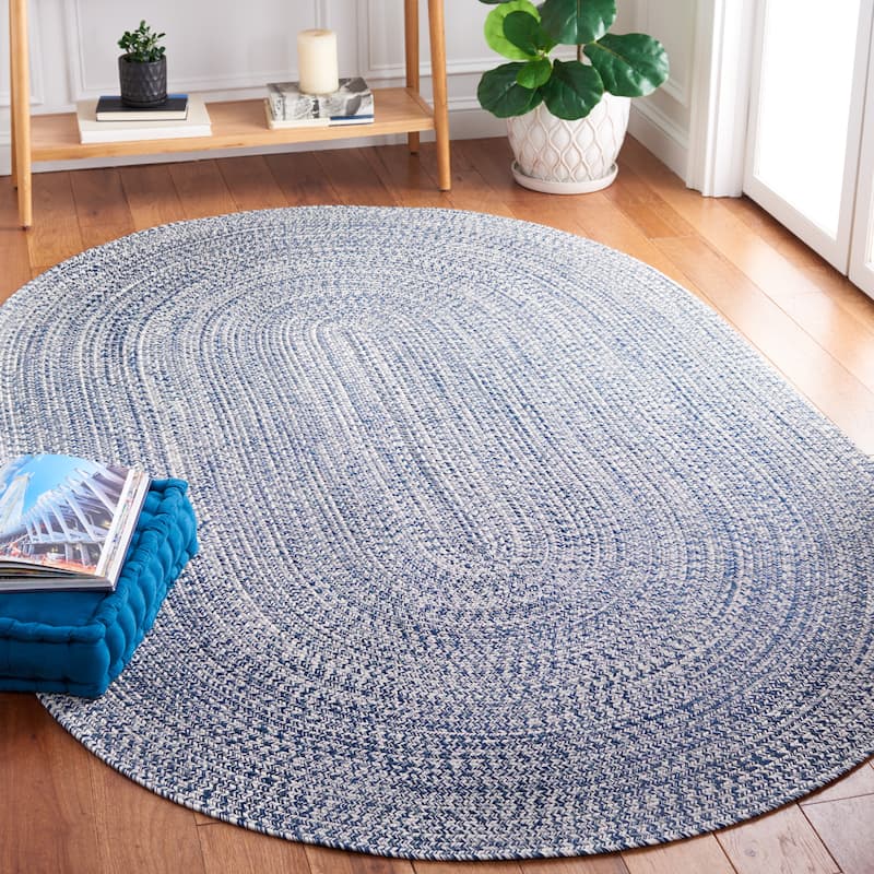 SAFAVIEH Handmade Braided Sakineh Casual Rug