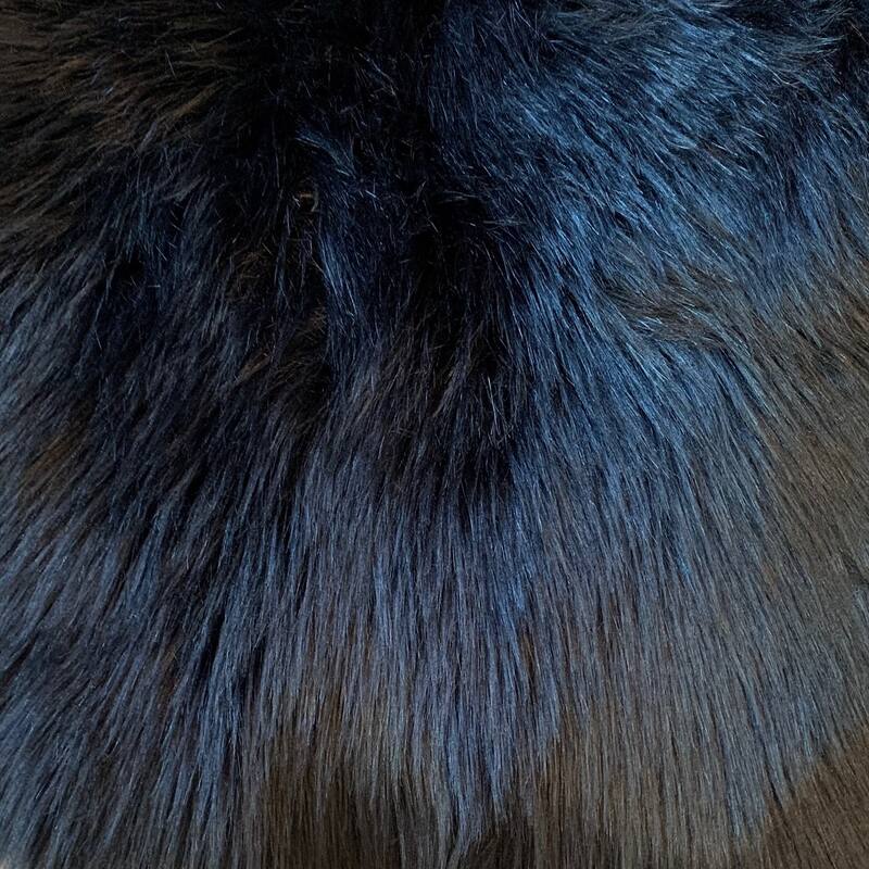 Highland Select Bear Shape Natural Long Wool Sheepskin Shag Rug - Black - 5' x 7'