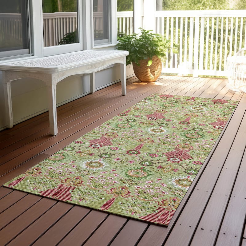Machine Washable Indoor/ Outdoor Traditional Xander Chantille Rug - Aloe - 2'3" x 7'6"