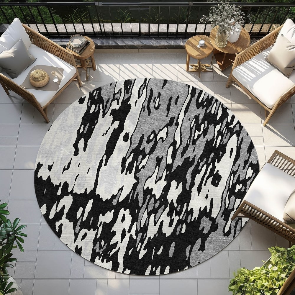 Machine Washable Indoor/ Outdoor Abstract Contemporary Chantille Rug