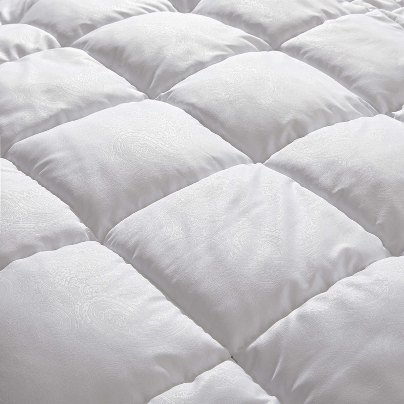 All Season Boho Paisley Embossed Down Alternative Duvet Comforter