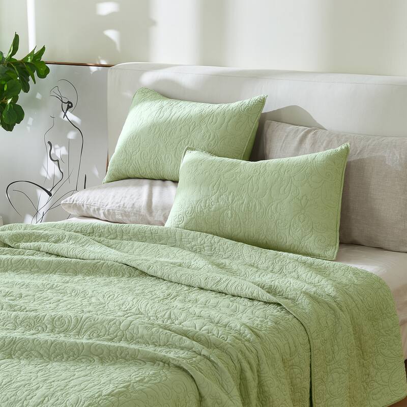 Patina Vie Maison 100% Cotton Stitched 3 Piece Quilt and Sham Set