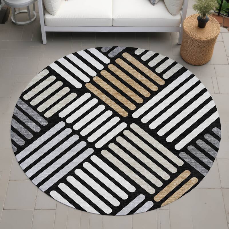 Machine Washable Indoor/ Outdoor Modern Weave Chantille Rug - Black - 8' x 8'