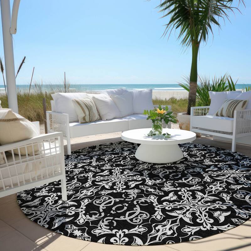 Machine Washable Indoor/ Outdoor Chantille Traditional Medallions Rug - Ivory - 8' x 8'