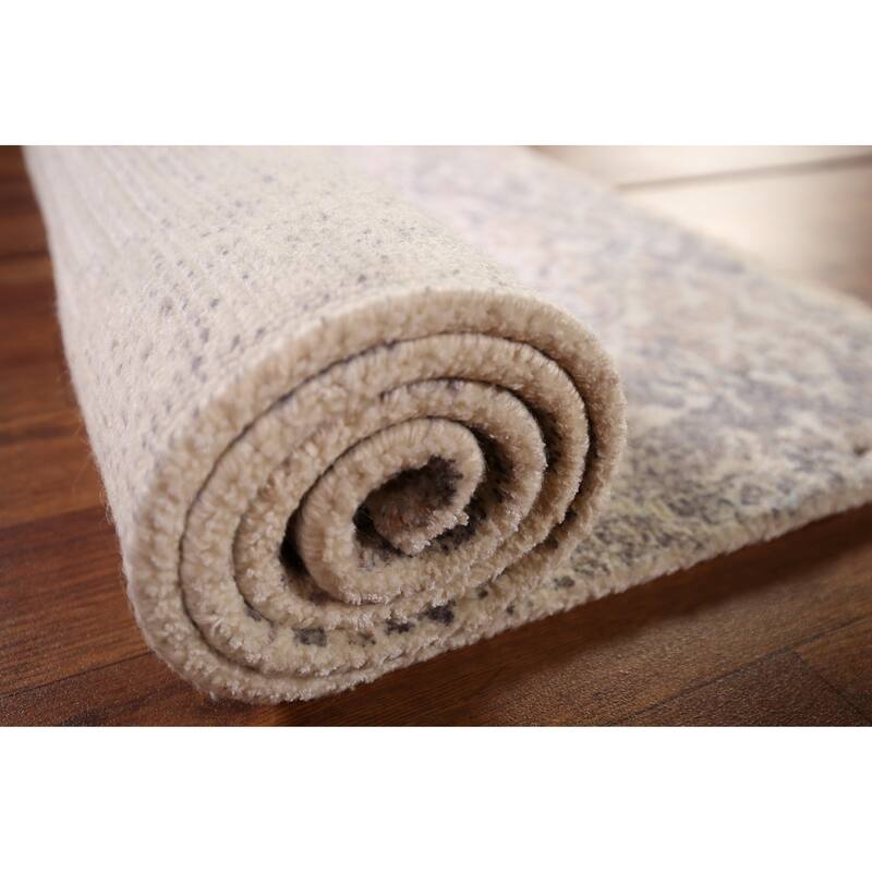 Abstract Oriental Accent Rug Hand-Knotted Wool Carpet - 2'8" x 4'9"