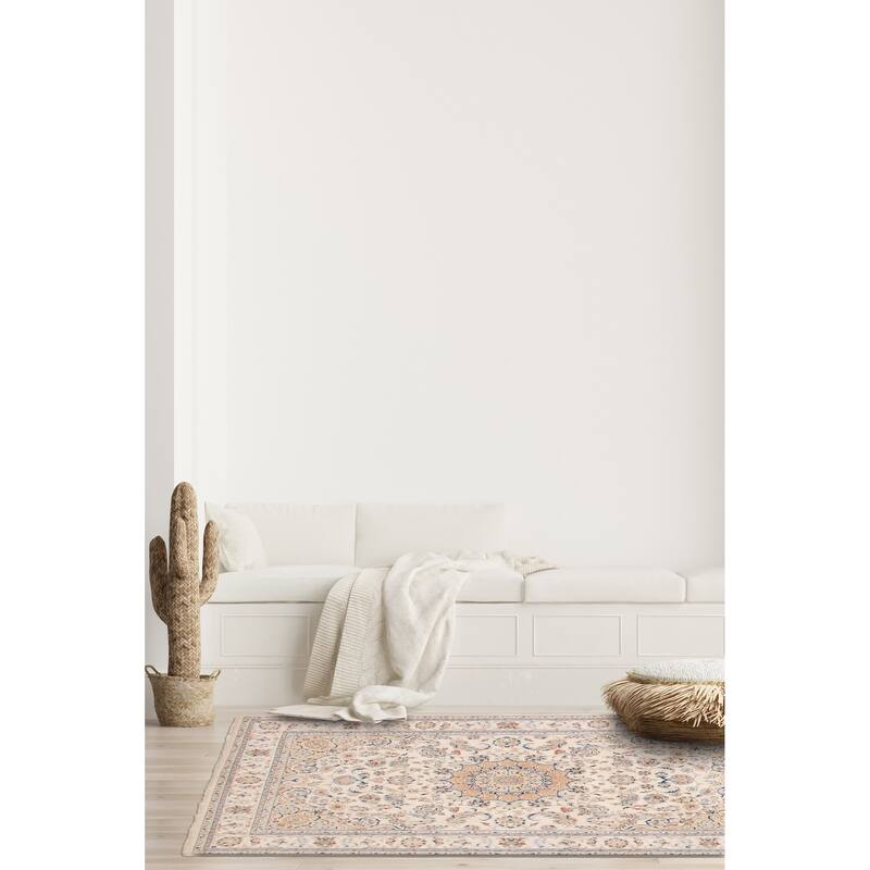 ECARPETGALLERY Hand-knotted Nain Cream Silk, Wool Rug - 6'0 x 9'0