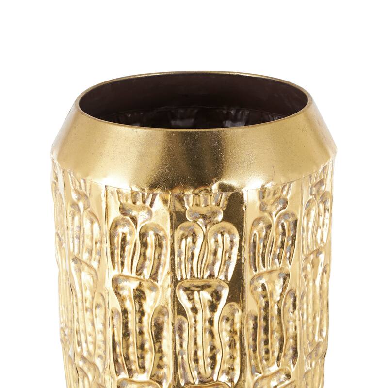 Gold Metal Tall Vase with Grooved Patterns (Set of 2)